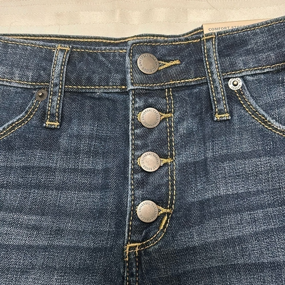 NWT Universal Thread Shorts - Picture 5 of 15